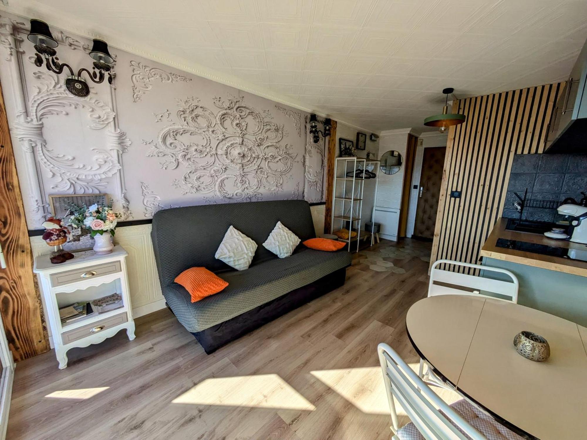 Le Ptit Cocon Apartment Font-Romeu-Odeillo-Via Екстериор снимка